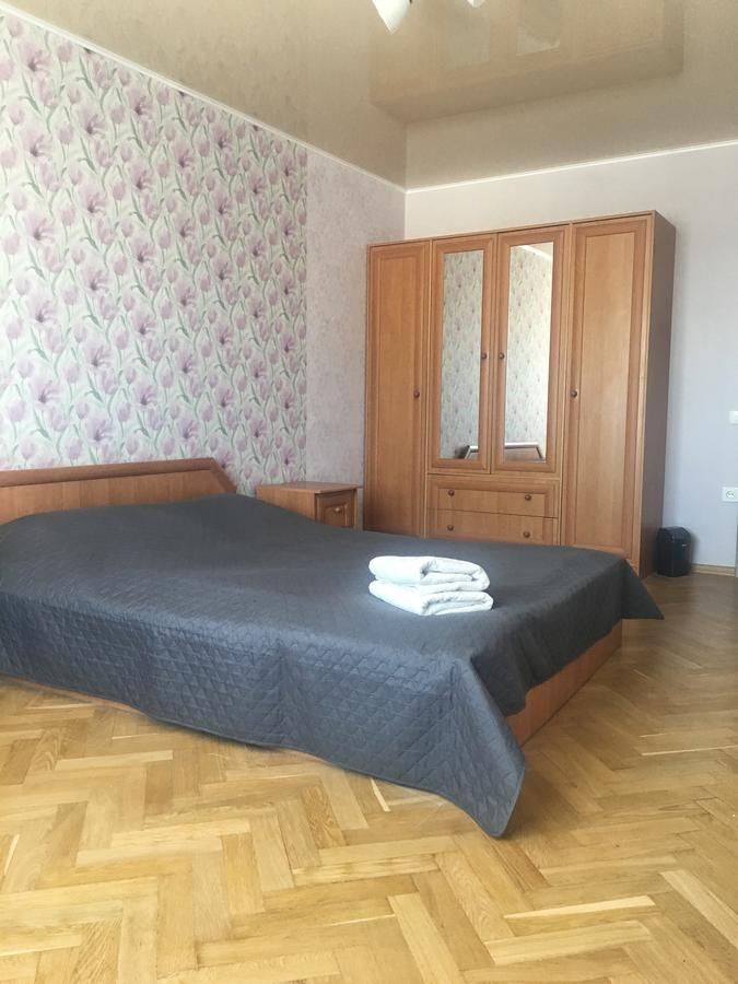 Prado 333 Apartment Kiev Luaran gambar